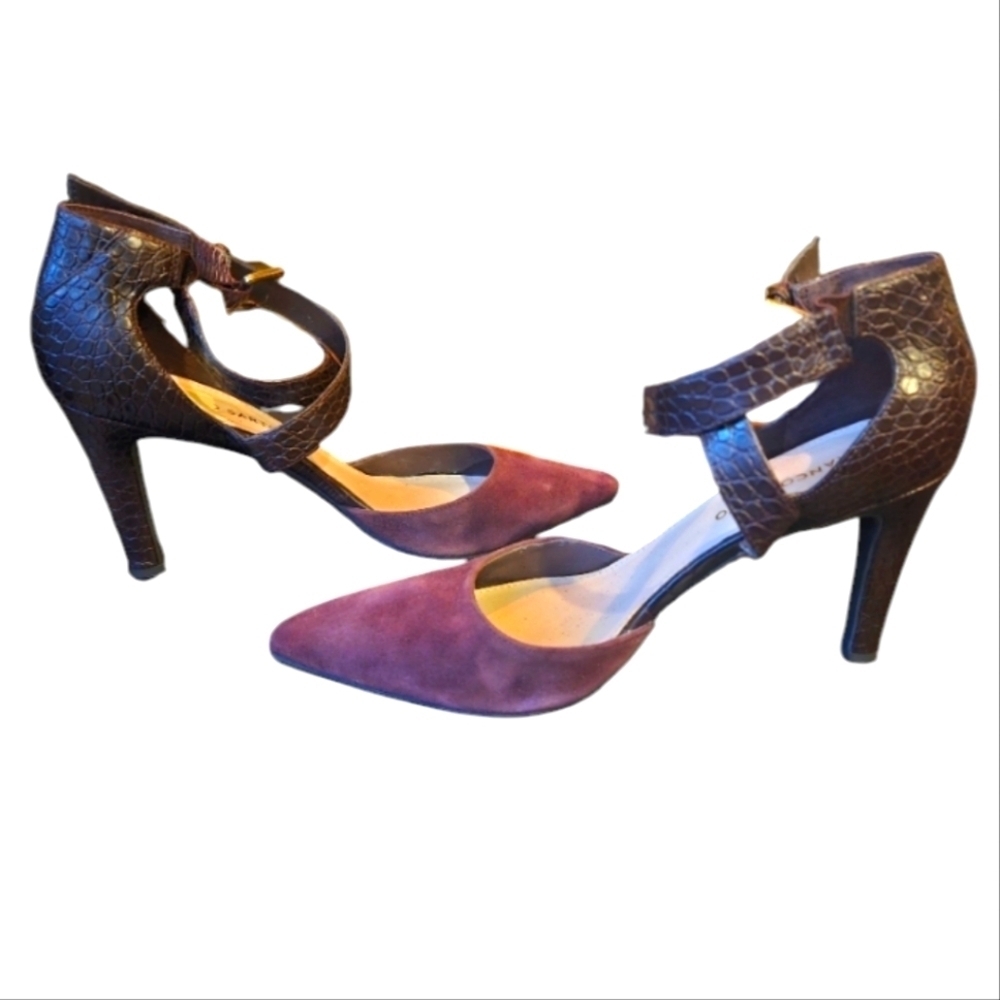 FRANCO SARTO Burgundy faux suede Anazio Pump crocodile cross ankle strap. Size 9